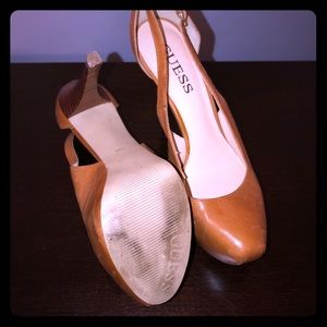 Guess tan heels